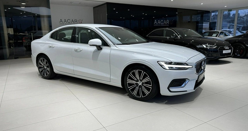 Volvo S60 cena 125900 przebieg: 66219, rok produkcji 2019 z Sokołów Małopolski małe 781